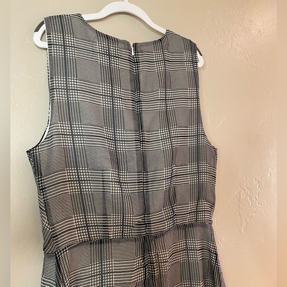 NBD x Revolve| Small| Jennifer plaid mini dress| NWT. - Picture 4 of 7